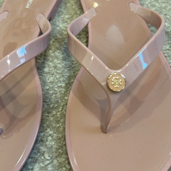 TORY BURCH pink jelly sandals new size 9 - Picture 2 of 6